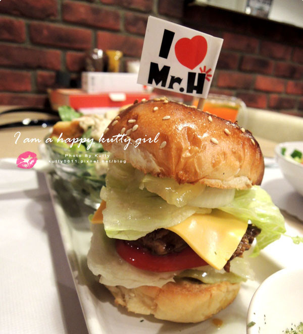 2014-9-22Mr'H漢堡.jpg