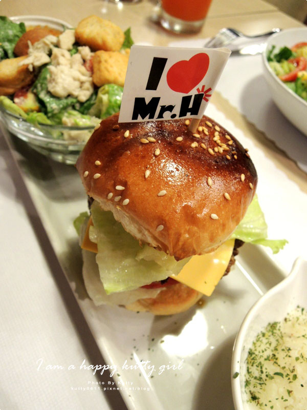 2014-9-22Mr'H漢堡 (33).jpg