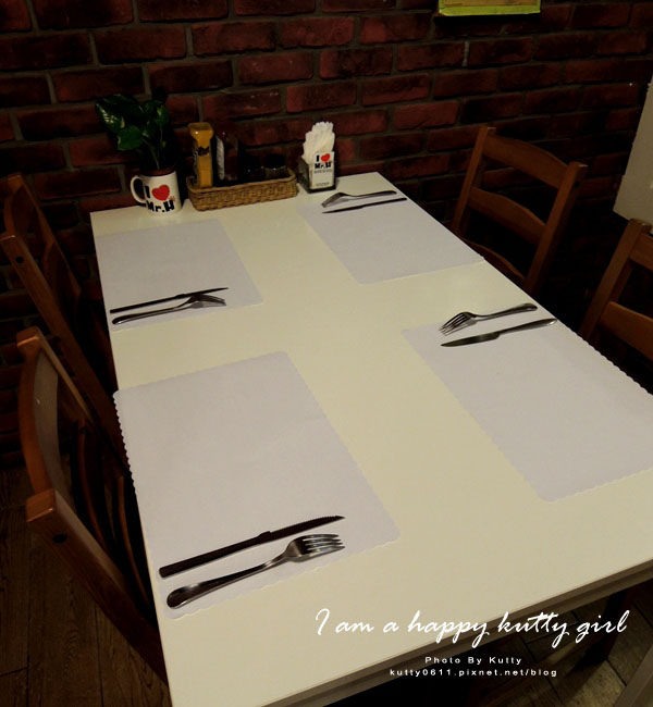 2014-9-22Mr'H漢堡 (6).jpg