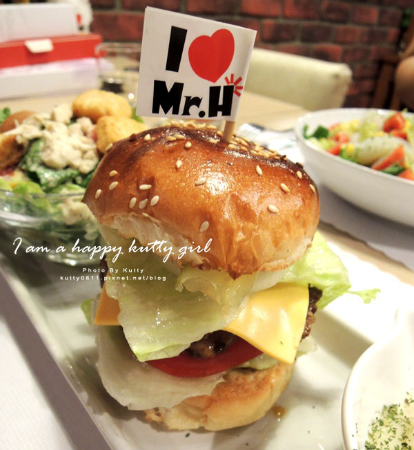 2014-9-22Mr'H漢堡 (31).jpg