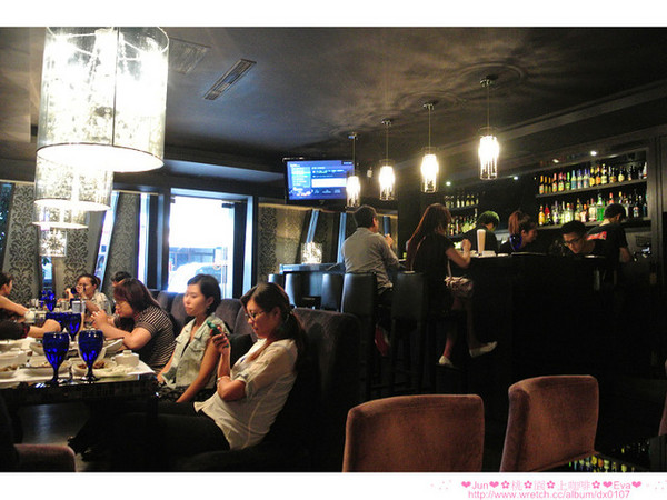 上Cafe：【食記】oO。。桃園　上咖啡　可愛又好吃的繽紛花儿鬆餅，奶油上的是果醬喲！大家吃過嘛？！。o○。