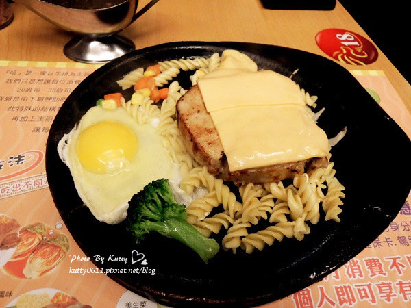 2014-3-9中壢吼牛排 (15).jpg