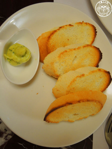 IN墅館：呷飽祙【桃園中壢･in墅館】在氣派別墅裡用餐