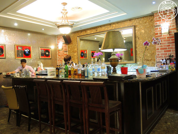 IN墅館：呷飽祙【桃園中壢･in墅館】在氣派別墅裡用餐