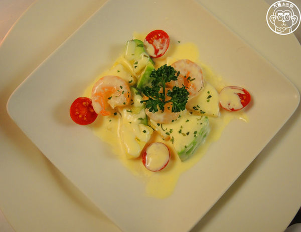 IN墅館：呷飽祙【桃園中壢･in墅館】在氣派別墅裡用餐