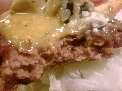 J-House：粗飽飽~公館巷子裡的美式漢堡餐廳 J-House