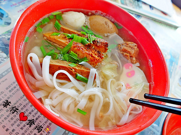 越南大骨湯麵:越香越南好滋味!超級滑Q大骨湯麵~