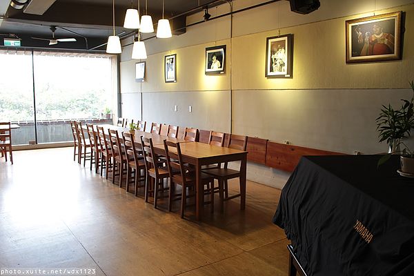 森林旁邊 La Foret(英才館):『森林旁邊(英才館)』❤餐點選擇多樣化、親子同樂的好所在~102.12.13