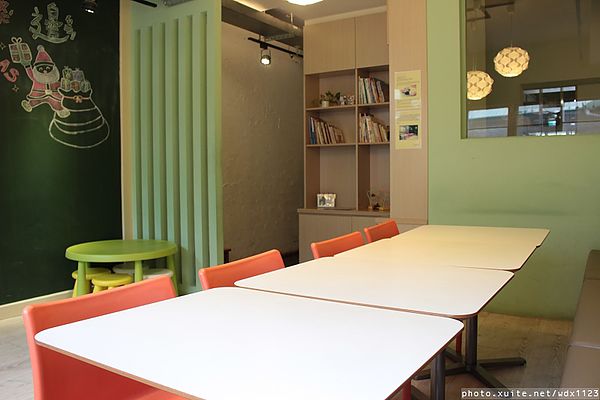 森林旁邊 La Foret(英才館):『森林旁邊(英才館)』❤餐點選擇多樣化、親子同樂的好所在~102.12.13