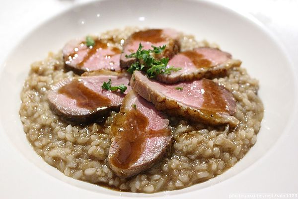 森林旁邊 La Foret(英才館):『森林旁邊(英才館)』❤餐點選擇多樣化、親子同樂的好所在~102.12.13