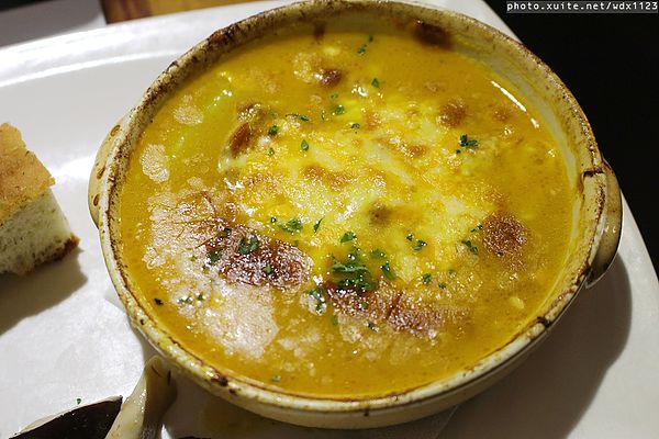 森林旁邊 La Foret(英才館):『森林旁邊(英才館)』❤餐點選擇多樣化、親子同樂的好所在~102.12.13