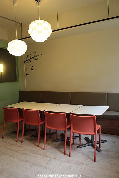 森林旁邊 La Foret(英才館):『森林旁邊(英才館)』❤餐點選擇多樣化、親子同樂的好所在~102.12.13