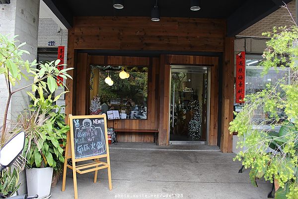 森林旁邊 La Foret(英才館):『森林旁邊(英才館)』❤餐點選擇多樣化、親子同樂的好所在~102.12.13