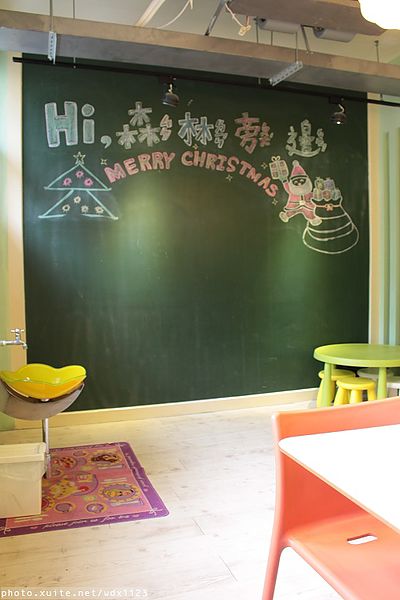 森林旁邊 La Foret(英才館):『森林旁邊(英才館)』❤餐點選擇多樣化、親子同樂的好所在~102.12.13