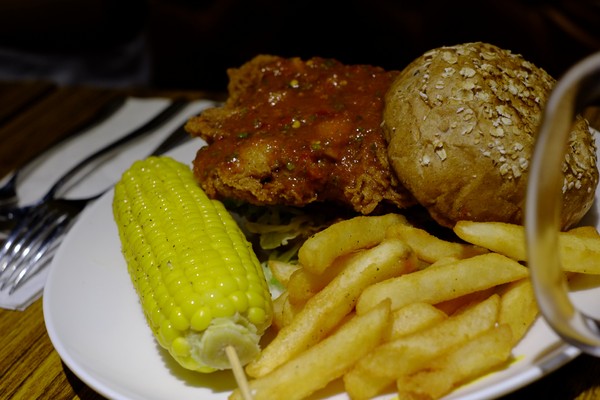 the Chips(光復店)：漢堡也蠻好吃的阿-the chips