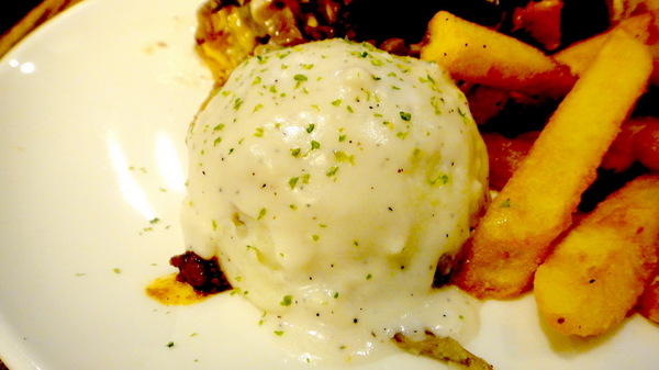 the Chips(光復店):【口碑卷53】創意美式料理The Chips!開胃菜炸黑魚大贏!