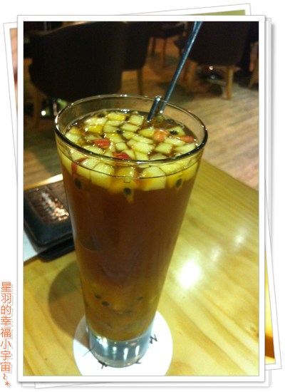 莫凡彼咖啡館(台中金典店)：【星羽愛美食-台中】放鬆氛圍，舒服精緻又好吃~莫凡彼咖啡館。