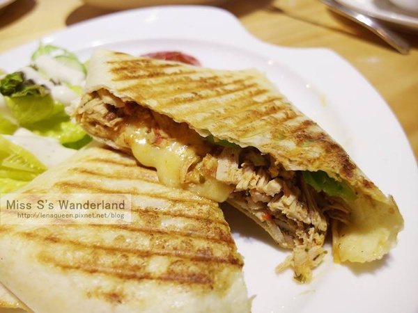 1382958_10200626571010746_1342627095_n