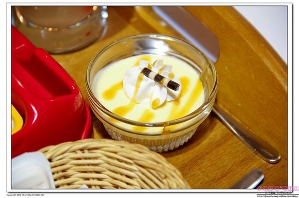 綠芳園法式風情館：【美食♥新竹】☼ 綠芳園法式風情館☼歐洲宮廷的裝潢,美味的餐點，彷彿公主般的享受 ♥♥