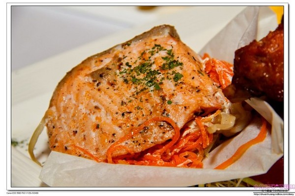 綠芳園法式風情館：【美食♥新竹】☼ 綠芳園法式風情館☼歐洲宮廷的裝潢,美味的餐點，彷彿公主般的享受 ♥♥