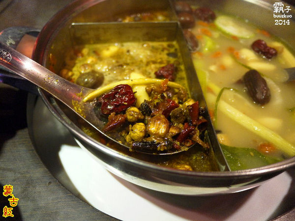 蒙古紅蒙古火鍋:蒙古紅蒙古火鍋,吃到飽也很精緻,辛香料超多der~