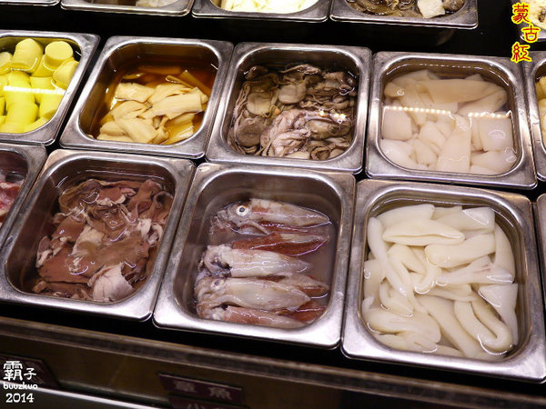 蒙古紅蒙古火鍋:蒙古紅蒙古火鍋,吃到飽也很精緻,辛香料超多der~