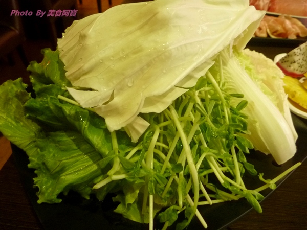 蒙古紅蒙古火鍋：【台北市】香氣十足蒙古火鍋-蒙古紅