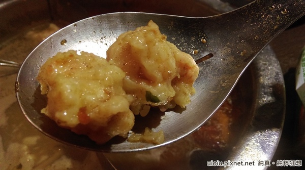 蒙古紅蒙古火鍋:【台北捷運美食。國父紀念館站】蒙古紅蒙古麻辣鍋吃到飽~食材嚴選,大推霜降牛肉.安格斯牛肩.羊培根.松阪豬.鮮蚵