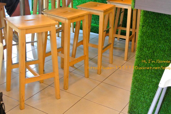 向陽晨間飲食館(二店)：[美食]新北♥超滿足的巨無霸貪吃鬼薯餅塔♥向陽晨間飲食館