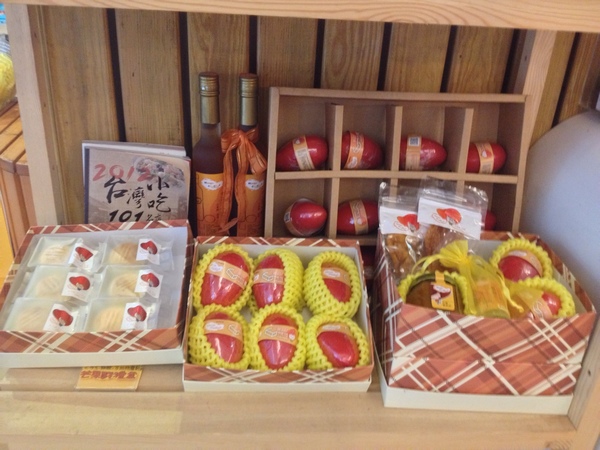 芒果恰恰冰館(台北光復總店)：『口碑券』芒果恰恰冰館(台北光復總店)