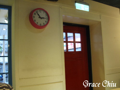 李歐愛高妹:李歐愛高妹~漢堡&歐姆蛋