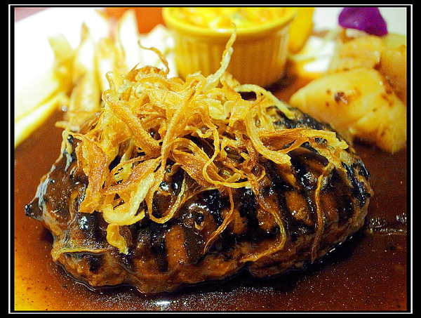 鶴田屋:【台北】〝鶴田屋 〞日式西式料理-幸福專賣店