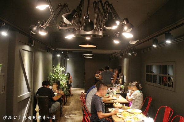 哈波尼司義麵坊Happiness Pasta:三重義式餐廳『哈波尼司義麵坊』聚餐/義大利麵/價格平實/捷運三重站