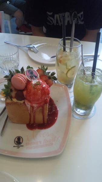 cm20130317_463136_107506_5512e175647aca639a9680c2dda27f1b812