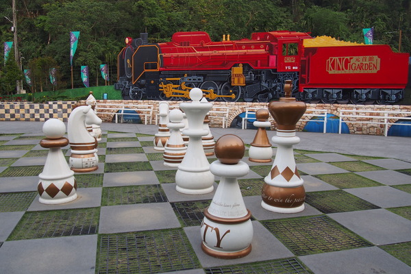 大黑松小倆口元首館:【南投】元首館。大黑松小倆口