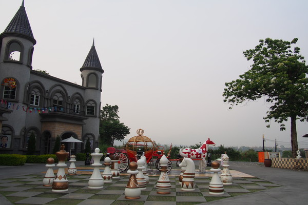 大黑松小倆口元首館:【南投】元首館。大黑松小倆口