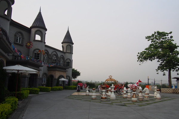 大黑松小倆口元首館:【南投】元首館。大黑松小倆口