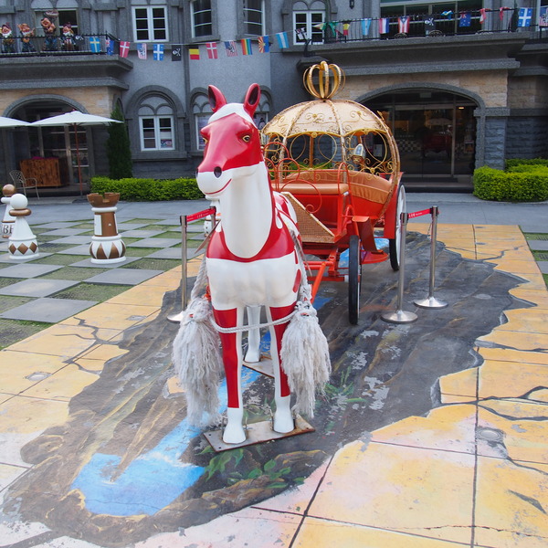 大黑松小倆口元首館:【南投】元首館。大黑松小倆口