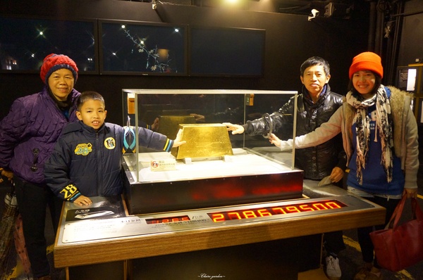 黃金博物館：新北市 黃金博物館~浴衣體驗、紅燈籠高掛、摸億萬元金磚