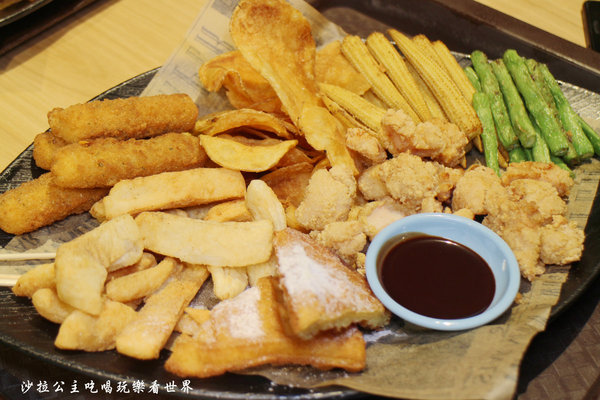 新光三越A11 B2美食街:20間話題美食進駐『新光三越台北信義新天地』 A11號稱最強百貨美食街