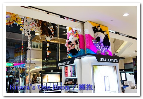 新光三越信義新天地:喜氣繽紛──洪易 vs. 曲家瑞 @信義A11