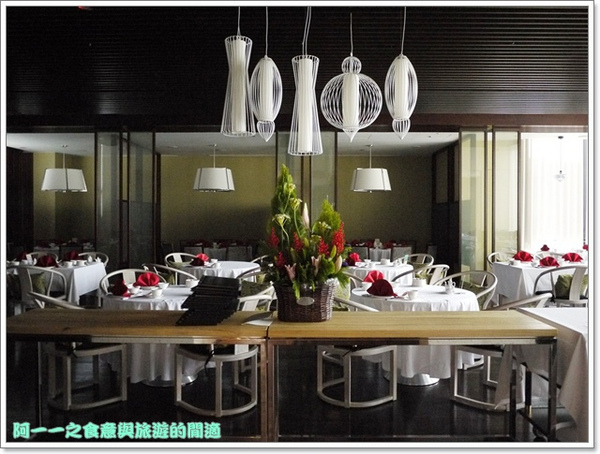 Fleur Lis 芙洛麗大飯店:新竹 芙洛麗大飯店FLEURLIS 夢幻教堂&烘培坊~市區中的度假城堡