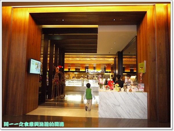 Fleur Lis 芙洛麗大飯店:新竹 芙洛麗大飯店FLEURLIS 夢幻教堂&烘培坊~市區中的度假城堡