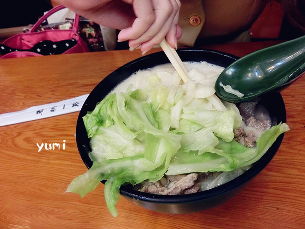若柳一筋:【台中食記】隱藏台中巷弄美食!?網路高評價~~純乳白湯頭配上手打烏龍麵@若柳一筋