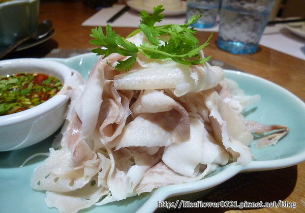 泰一泰雲城泰式料理:【台中西屯區】柏地廣場美味泰式料理,紀錄幸福的一餐-泰一泰雲城泰式料理(台中店)