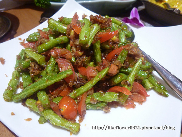 泰一泰雲城泰式料理:【台中西屯區】柏地廣場美味泰式料理,紀錄幸福的一餐-泰一泰雲城泰式料理(台中店)