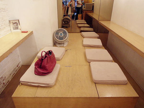 櫻桃小鎮:【東湖】櫻桃小鎮cherry town。從小到大的愛店