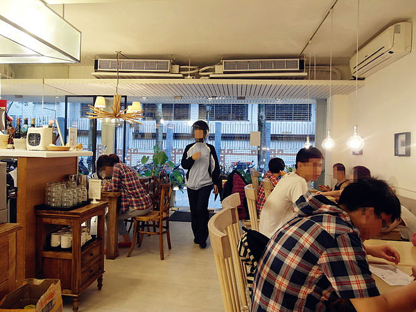 櫻桃小鎮:【東湖】櫻桃小鎮cherry town。從小到大的愛店