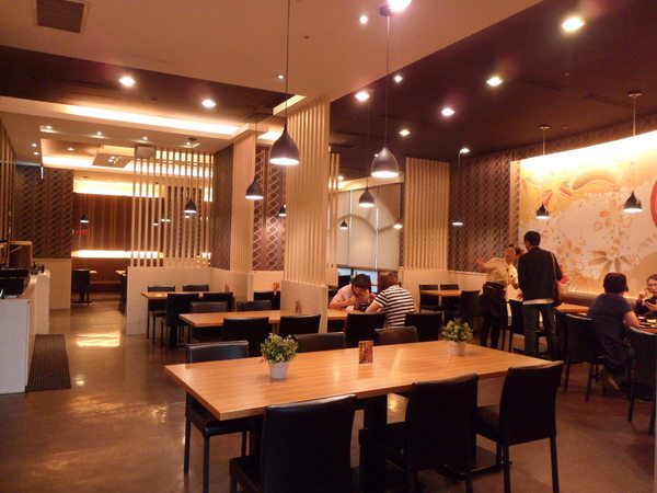 爭鮮定食8(林口店)：【新北林口．美食】定食8 ☆ 平價美味生魚片 ☆ 八種定食通通180