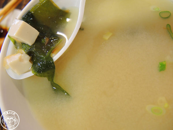 富狀元豬腳極品餐廳：呷飽祙【台中西區･富狀元極品豬腳餐廳】入口即化好吃豬腳